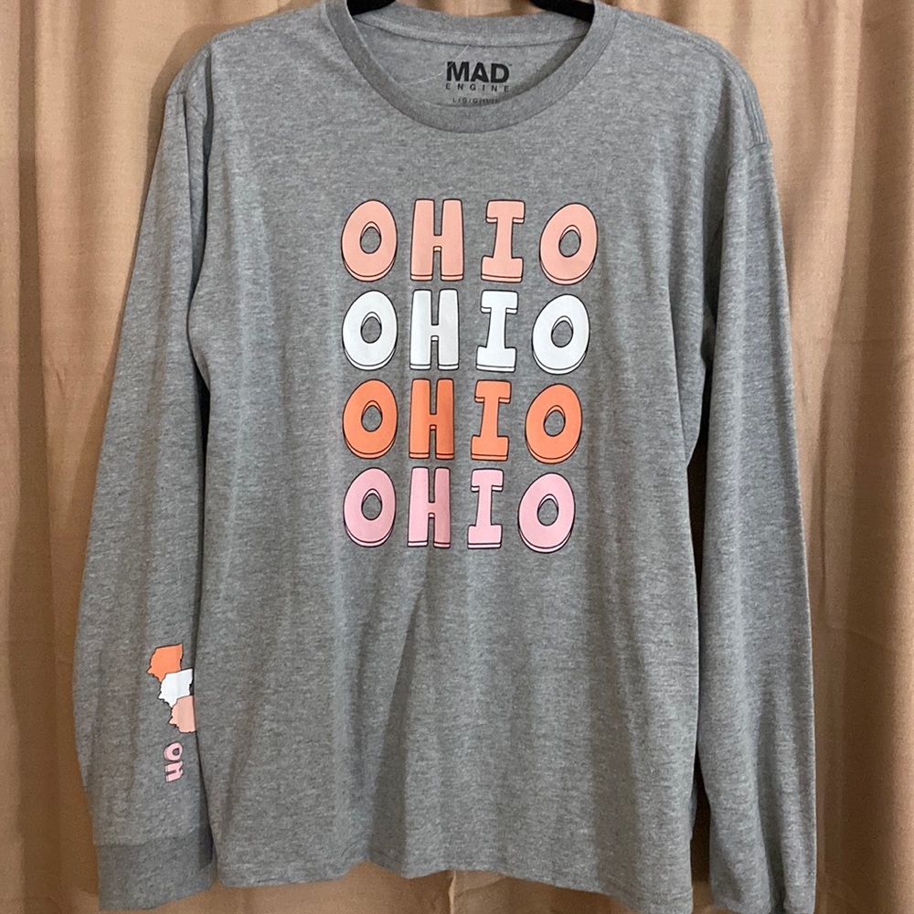 Mad Engine pullover